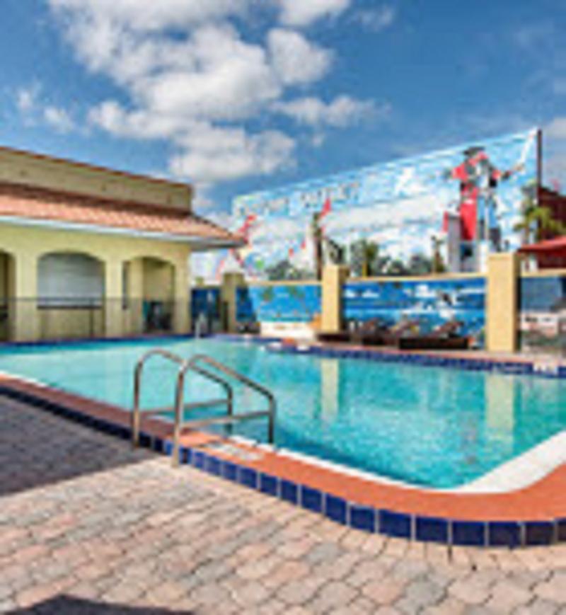 Clarion Inn & Suites Kissimmee-Lake Buena Vista South Esterno foto