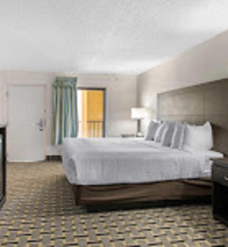Clarion Inn & Suites Kissimmee-Lake Buena Vista South Esterno foto